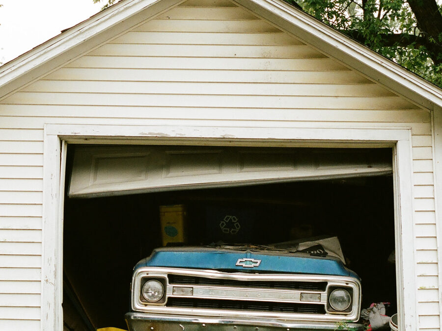 Alas, Behind the Garage